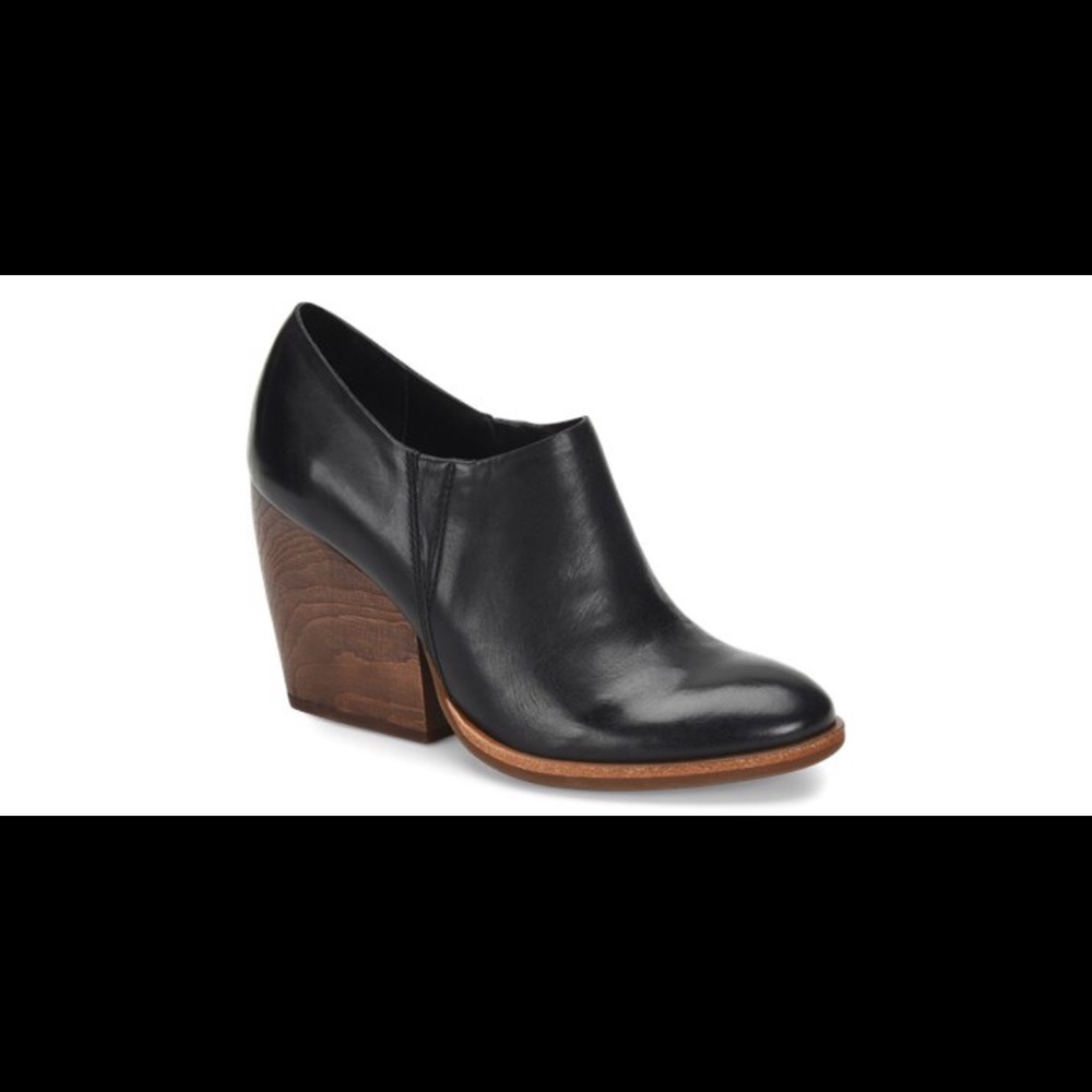 Kork-Ease Black Leather Bootie - Size 9.5